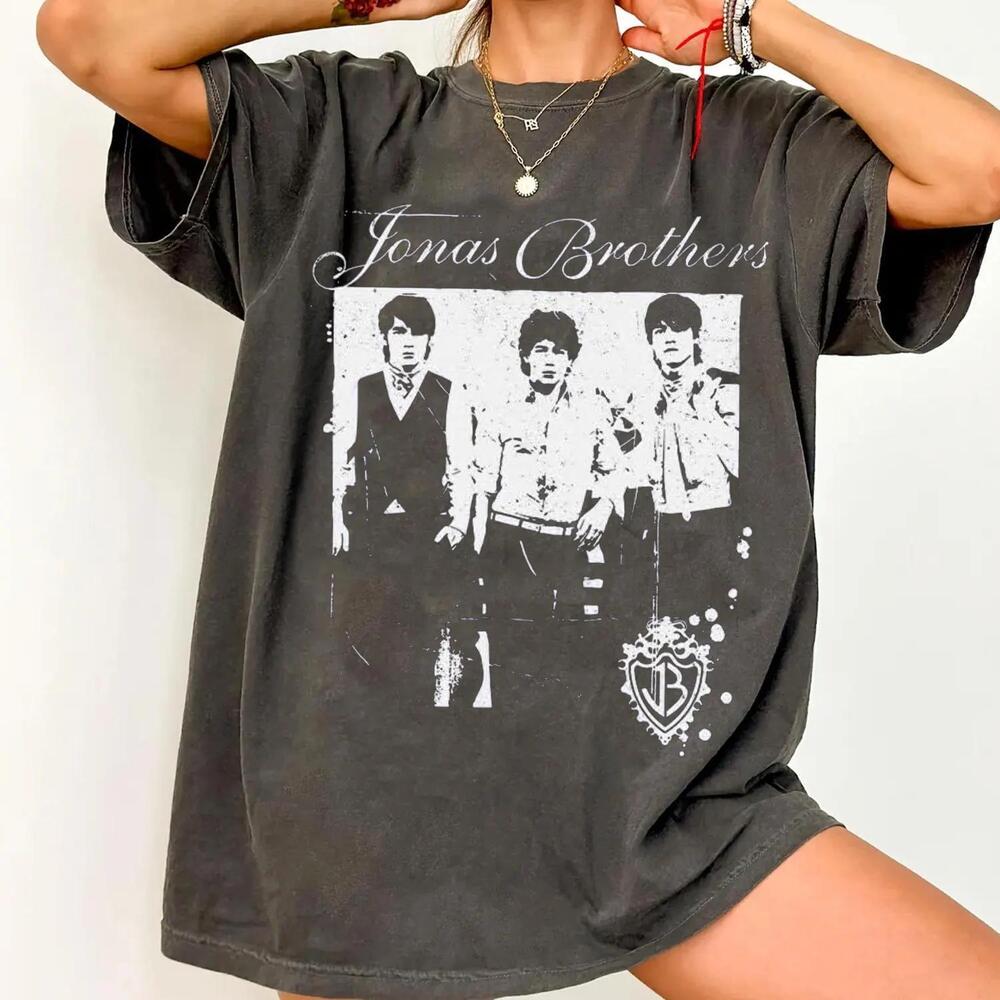 S Jonas Brothers Tour T-Shirt